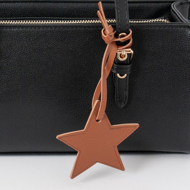 Väskadekoration STAR - cognac