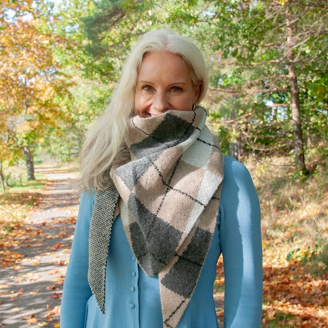 Huvudbild Trekantssjal med harlequinmönster – beige ...