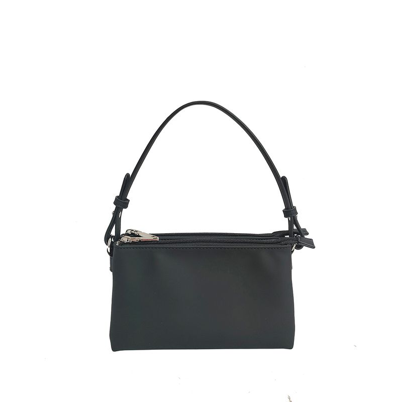 Harper clutch svart - elegant axelväska med dubbla fack