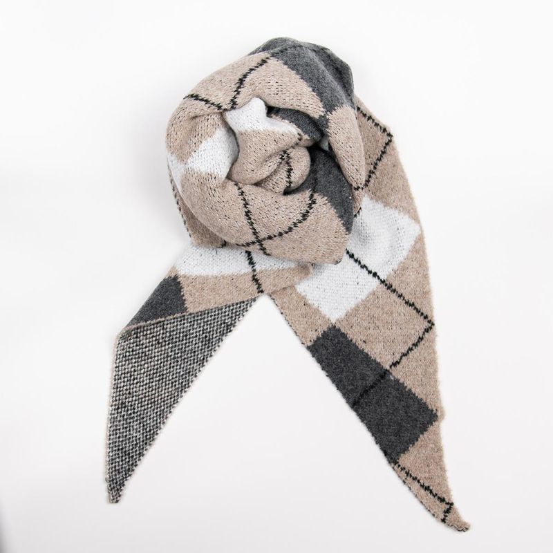 Trekantskjerf med harlequin mønster – beige og grå