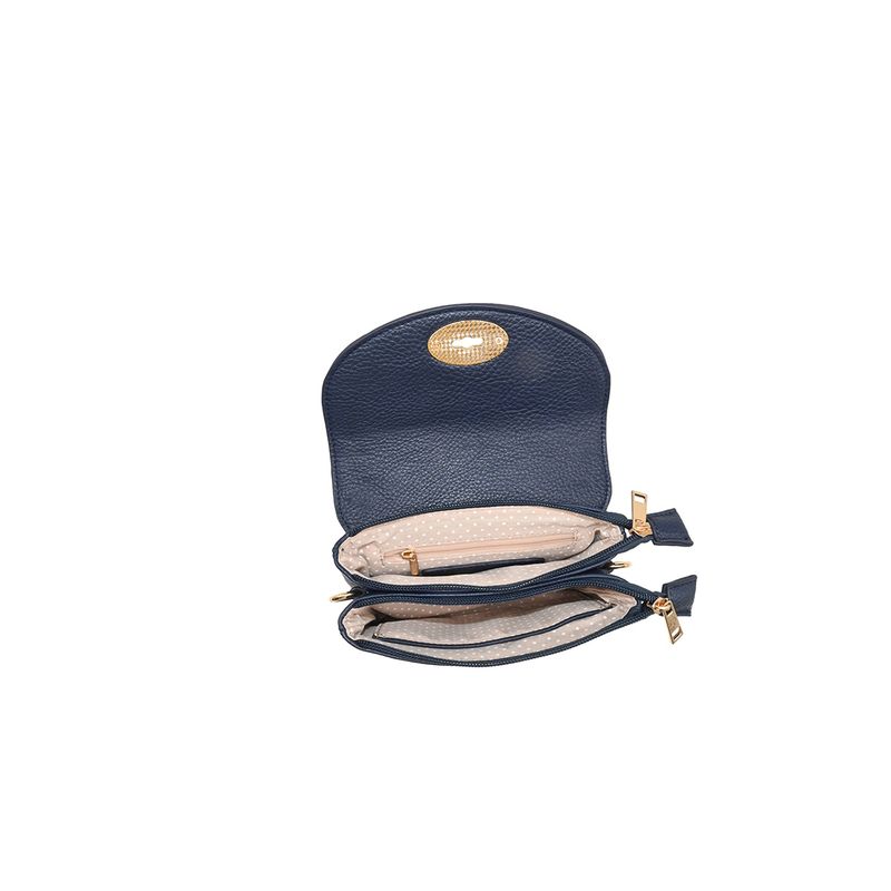 DANIELLE clutch marinblå i imiterat skinn