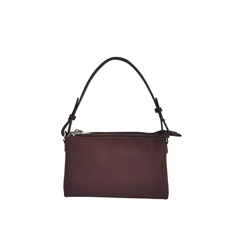 Harper clutch burgunder - stilren liten väska med avtagbara remmar